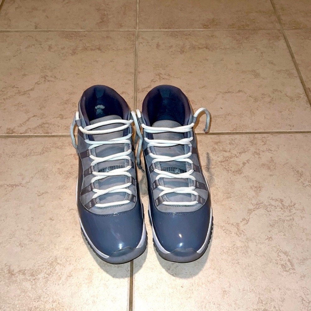 Cool grey Jordan 11